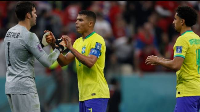 Piala Dunia 2022: Alisson Cadangan di Laga Ketiga Brasil