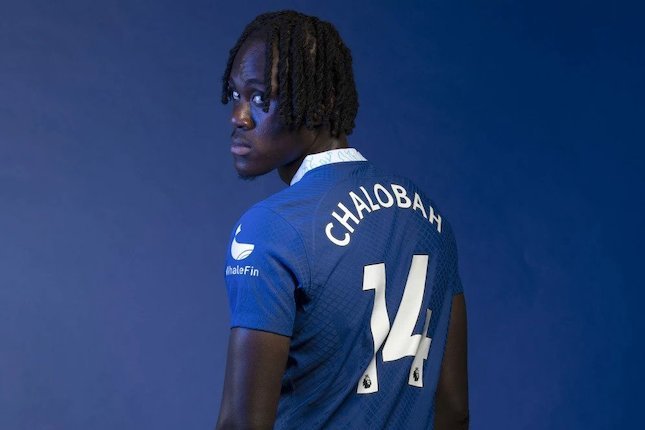 West Ham Coba Daratkan Bek Chelsea Trevoh Chalobah